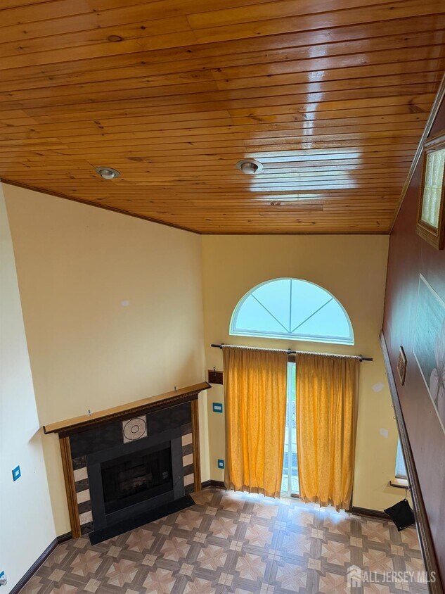 Foto del edificio - 176 Nebula Rd