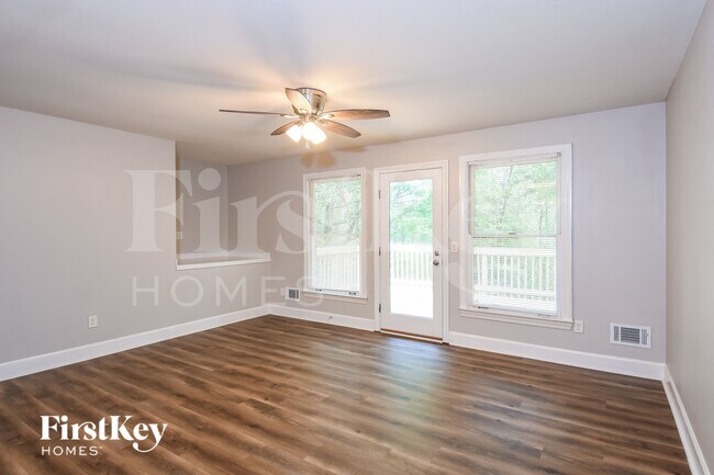Foto del edificio - 155 Sweetwater Creek Cove