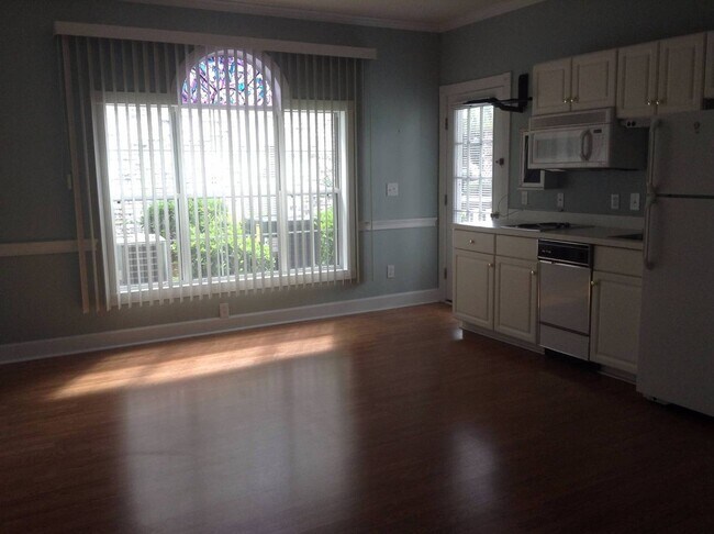 Foto del edificio - 1st Floor Studio Unit-