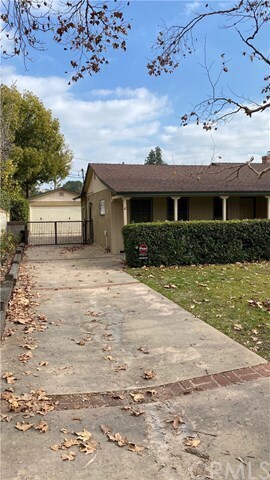 Building Photo - 1526 Hyland Ave