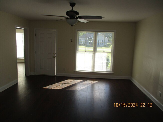 Foto del edificio - 1219 Ball Park Ave NE