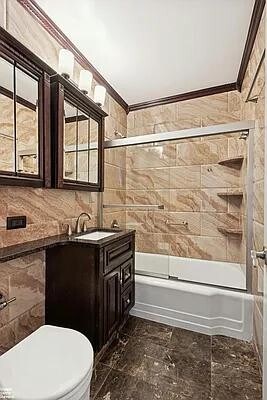 Foto del edificio - 570 Grand St