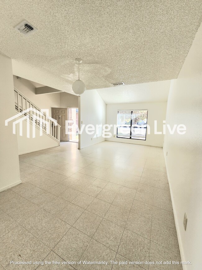 Building Photo - 2330 San Juan Ct