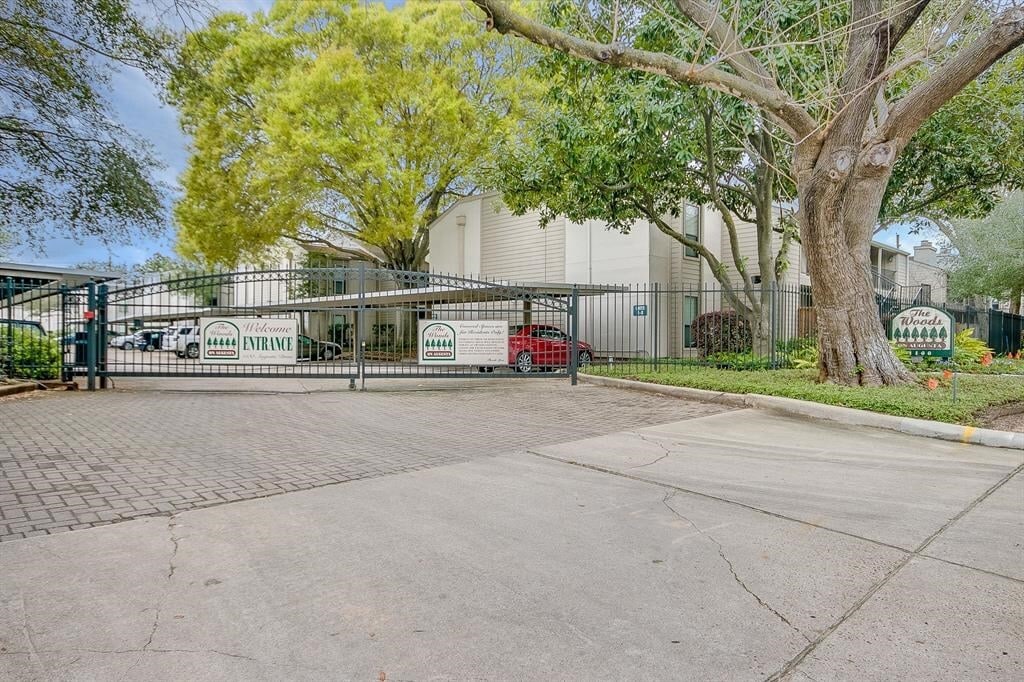 Foto principal - 1100 Augusta Dr