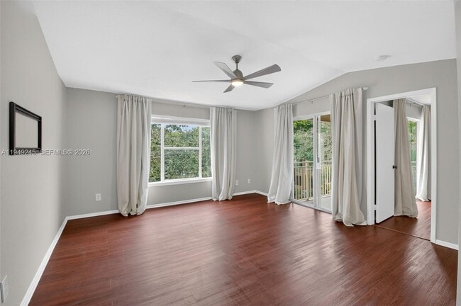 Foto del edificio - 1745 Palm Cove Blvd