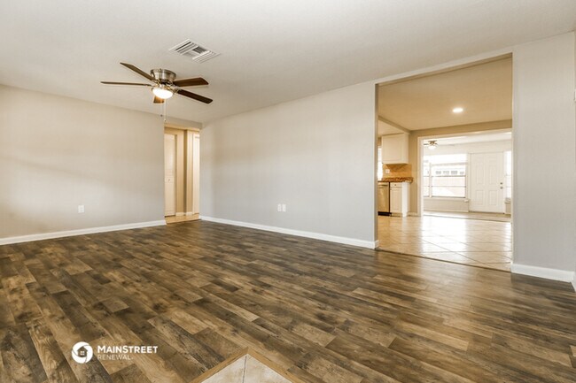 Foto del edificio - 7536 Cumber Dr