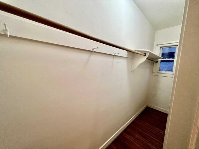Building Photo - 1 bedroom in San Francisco CA 94118