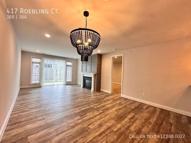 Foto del edificio - 417 Roebling Ct