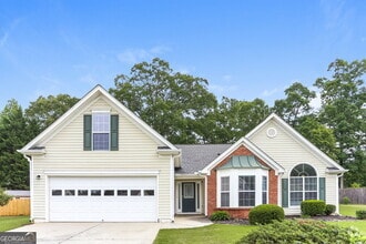 Building Photo - 2245 Charleston Oak Cir