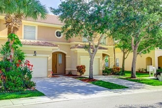 Building Photo - 446 Rainbow Springs Terrace