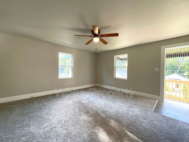 Foto del edificio - 706 Hillside St