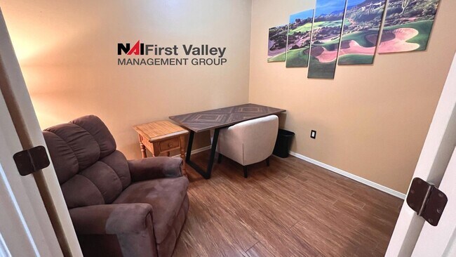 Foto del edificio - 3 Bedrooms, 2.5 Baths and a Two Car Garage
