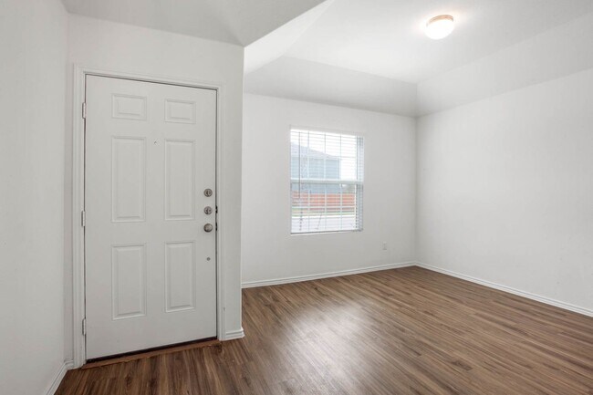 Foto del edificio - Spacious 3/2 in Kyle with oversized garage
