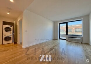 Building Photo - 409 Eastern Pkwy