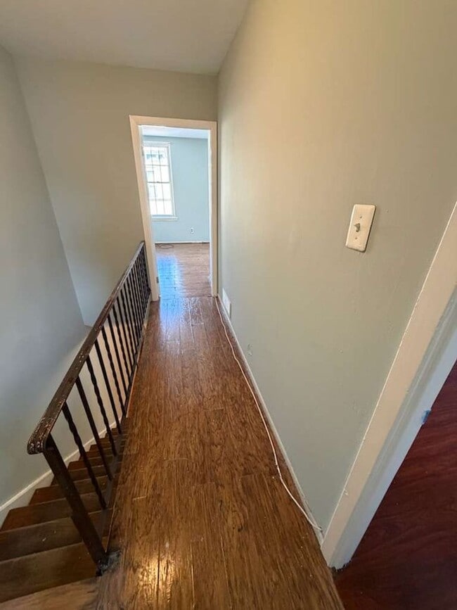 Building Photo - 1918 Bonitz St