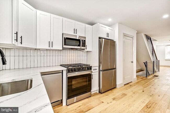 Foto del edificio - 2615 W Jefferson St