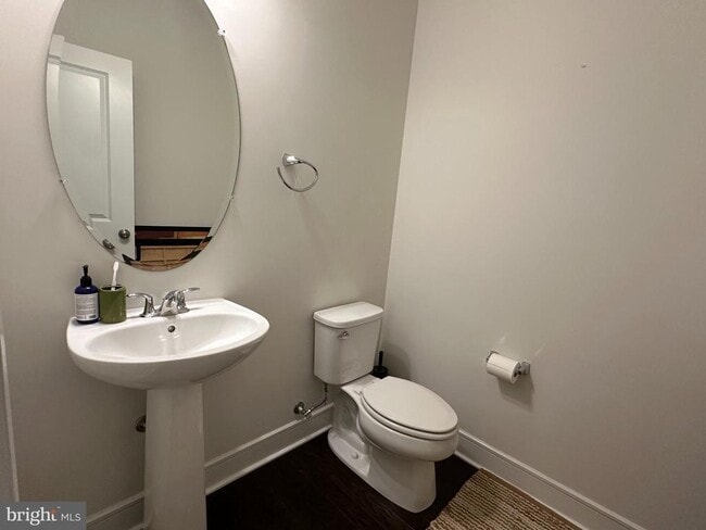 Foto del edificio - 23115 Cottonwillow Sq