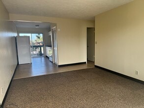Building Photo - 464 Kalanikoa St