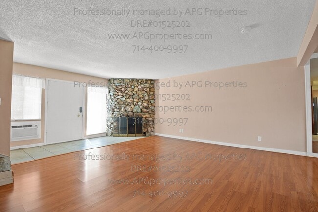 Foto del edificio - 315 N Acacia Ave