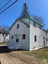 Building Photo - 48 Boynton St