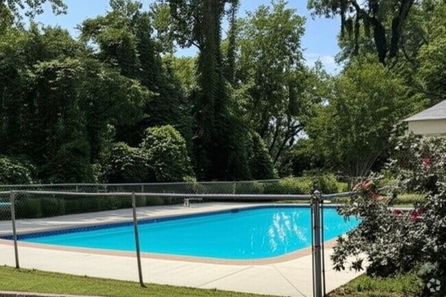 Building Photo - Camelot Apartments