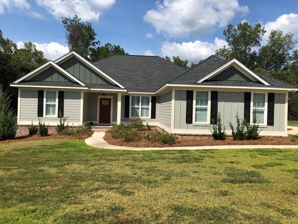 101 Sweetbriar Lakes Dr, Thomasville, GA 31757 House Rental in