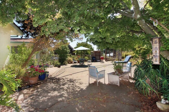 Foto del edificio - 46 Valley View Rd