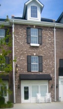 Building Photo - 2954 Yancey Way