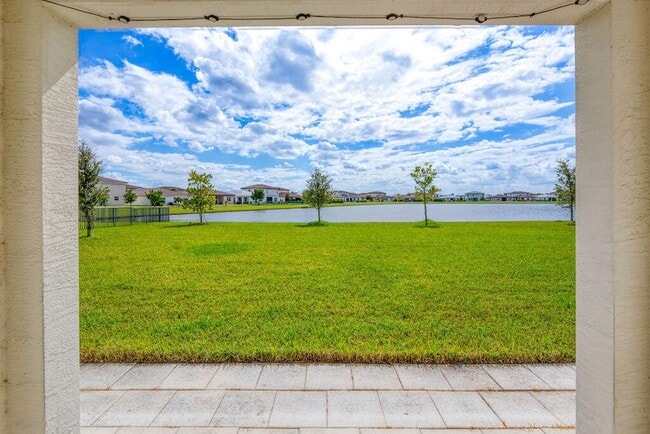 Building Photo - 12686 NW Copper Creek Dr