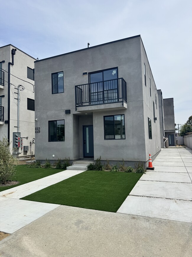 Building Photo - 1018 N Pioneer Ave