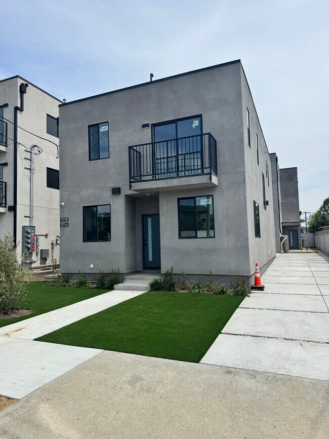 Foto del edificio - 1018 N Pioneer Ave