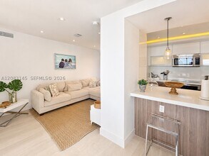 Building Photo - 151 Crandon Blvd