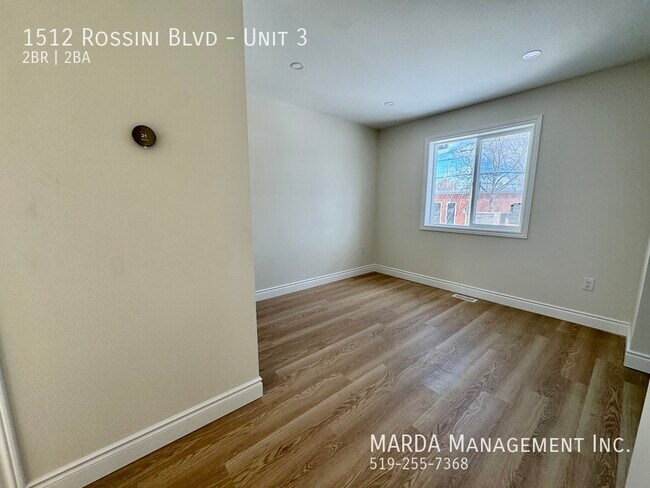Photo du bâtiment - BRAND NEW 2 BED/ 1.5 BATH AUD EAST WINDSOR ALL-INCLUSIVE W/$150 CAP