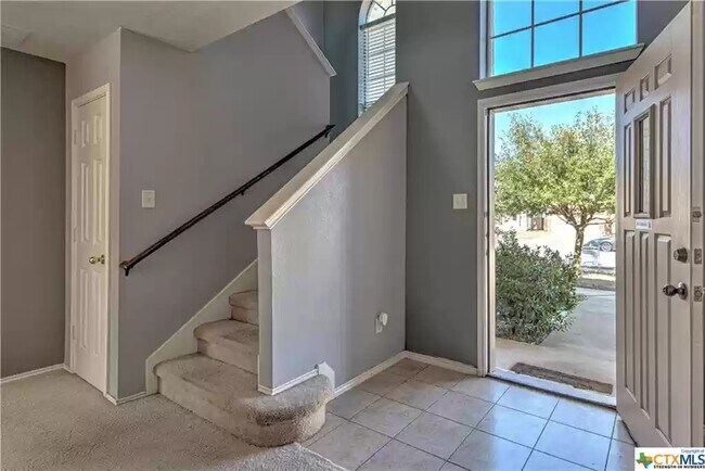 Foto del edificio - 4610 Honeystreet Bridge Ln