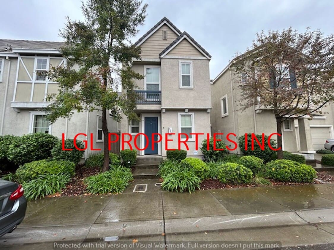 Foto principal - 3060 Tice Creek Way