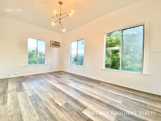 Foto del edificio - 1839 W 12th St