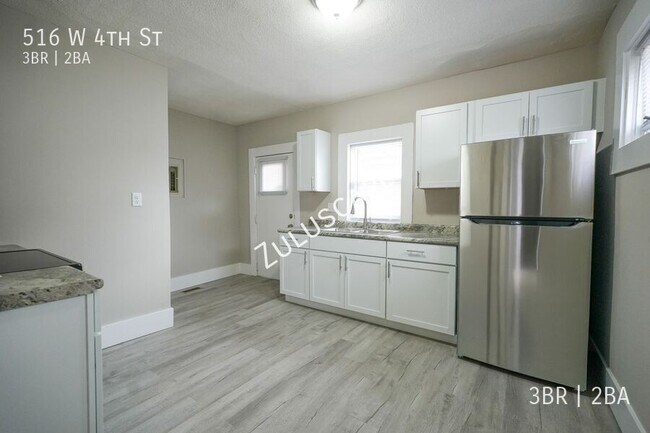 Foto del edificio - 516 W 4th St