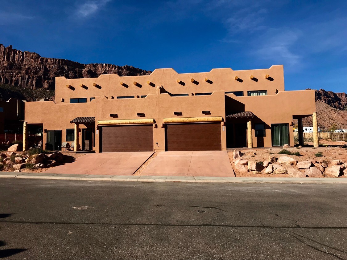 Left side of Duplex - 3374 Village Loop
