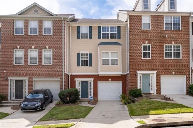 Building Photo - 532 Lantern Wood Dr