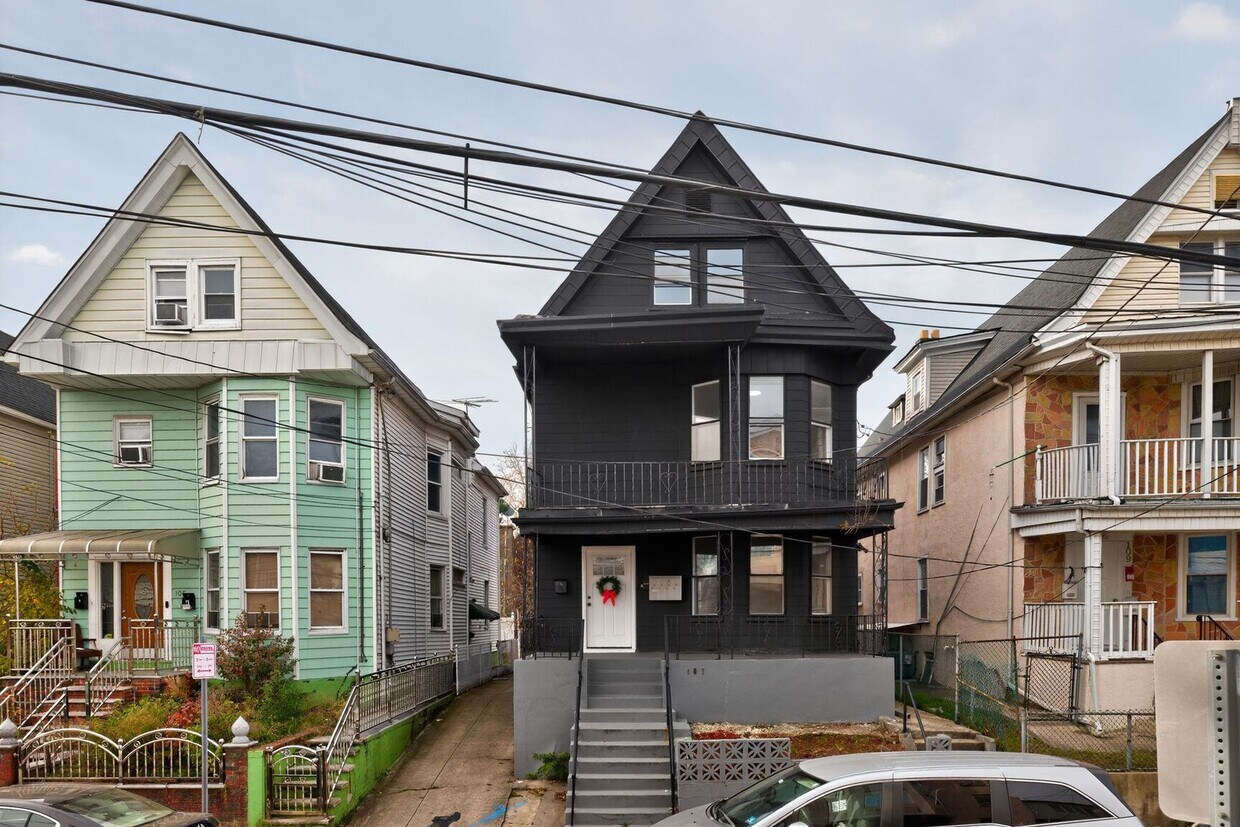 Foto principal - 107 Brown Pl