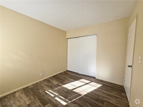 Building Photo - 3516 Thomas Ave