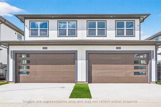 Building Photo - 10719 Mason Rd