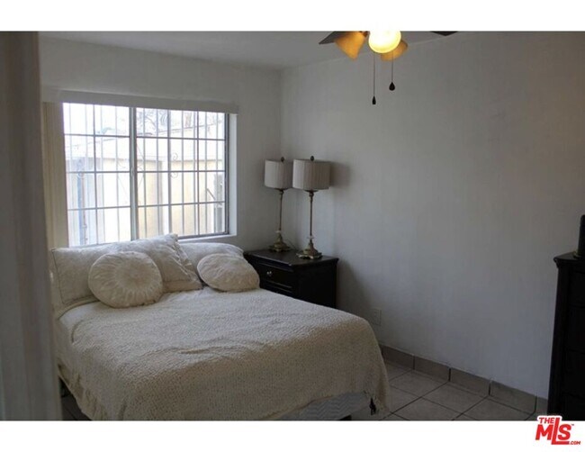 Foto del edificio - 14768 Maclay St