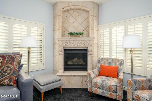Foto del edificio - 5450 E Deer Valley Dr