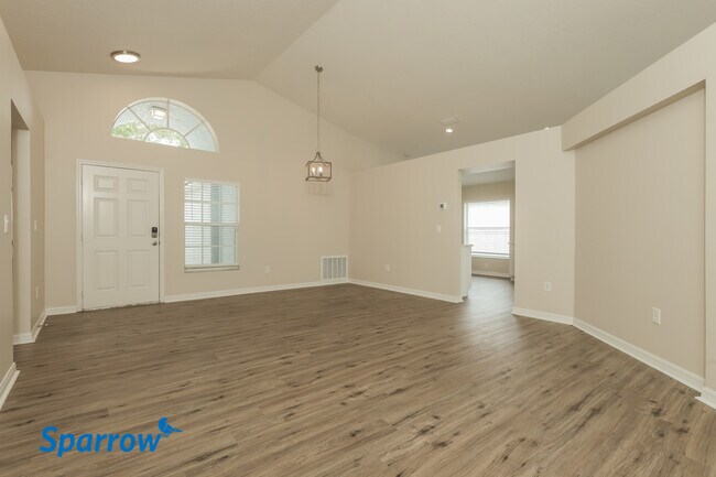 Building Photo - 10030 Creek Bluff Drive
