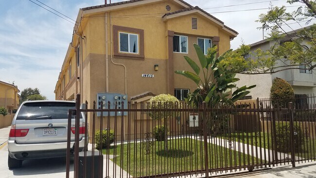 Foto del edificio - 14615 Chadron Ave