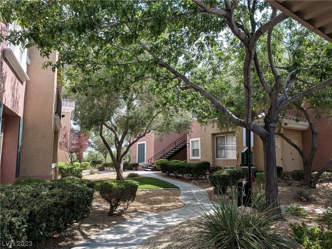 Foto del edificio - 2325 Windmill Pkwy