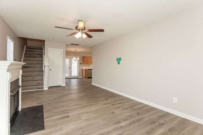 Building Photo - 6819 Jamison Ln