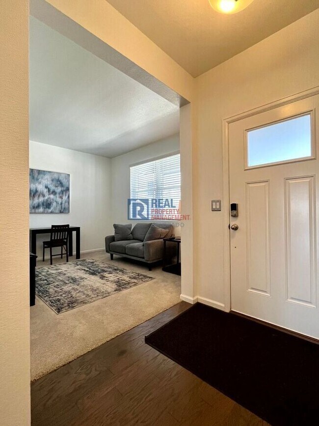 Foto del edificio - 9213 Pitkin St