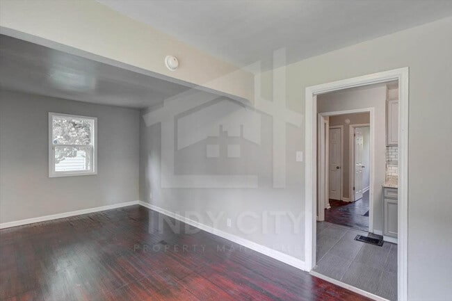 Building Photo - 3422 Kinnear Ave